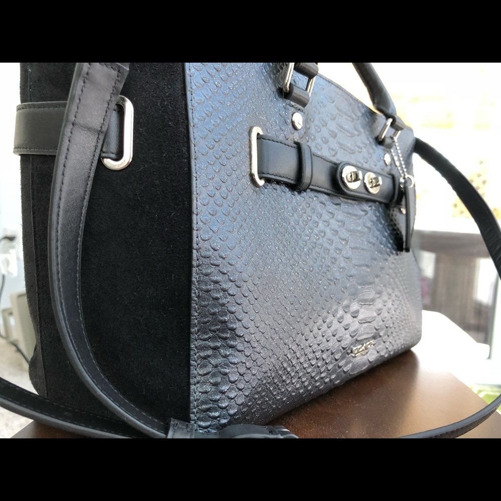 Elegant Black Textured Coach Women's Bag
